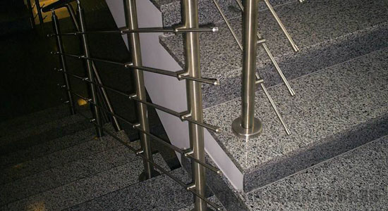 перила з нержавіючої сталі
